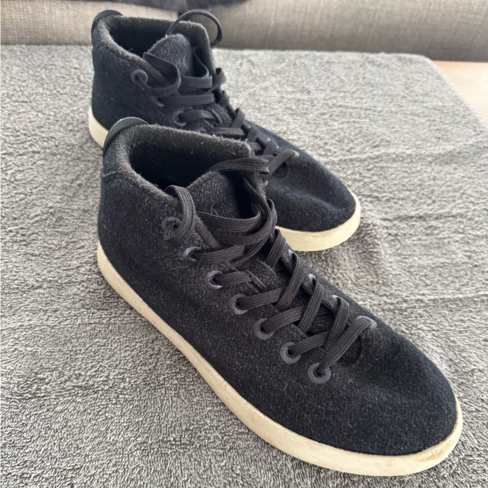 Allbirds Hi Top Sneakers - 10